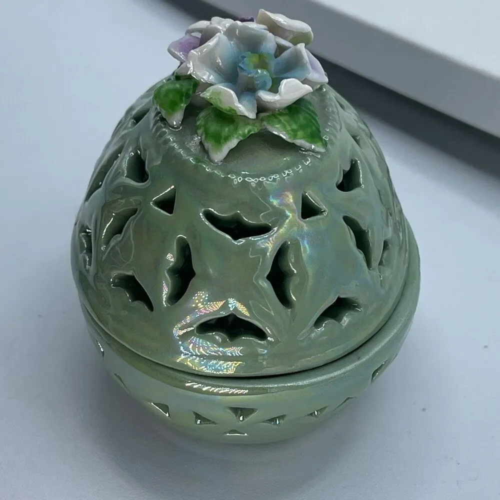 Lusterware vintage green